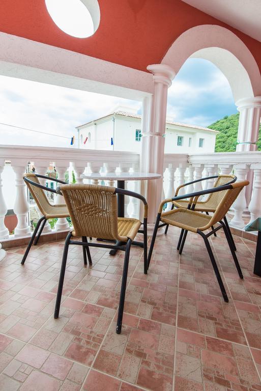 Hotel Wellness & Spa Angelo Gabriel Petrovac Extérieur photo