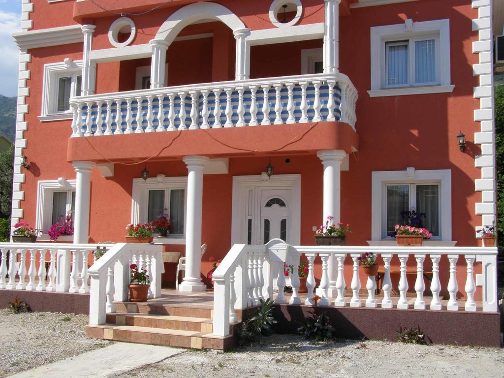 Hotel Wellness & Spa Angelo Gabriel Petrovac Chambre photo
