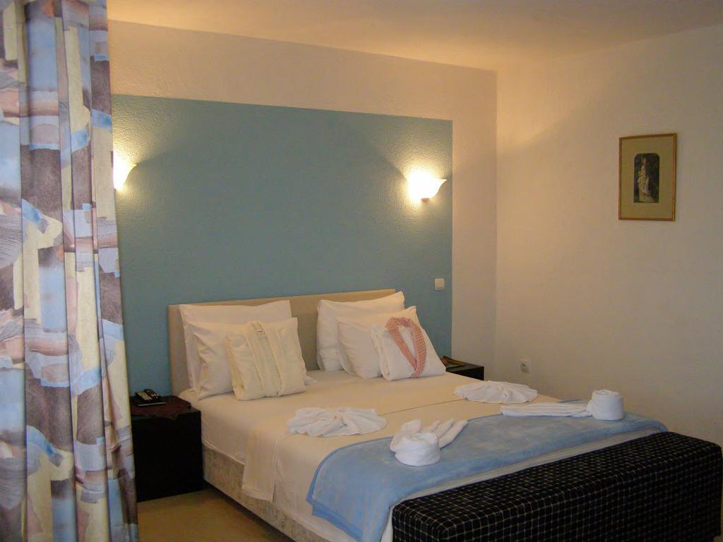 Hotel Wellness & Spa Angelo Gabriel Petrovac Extérieur photo