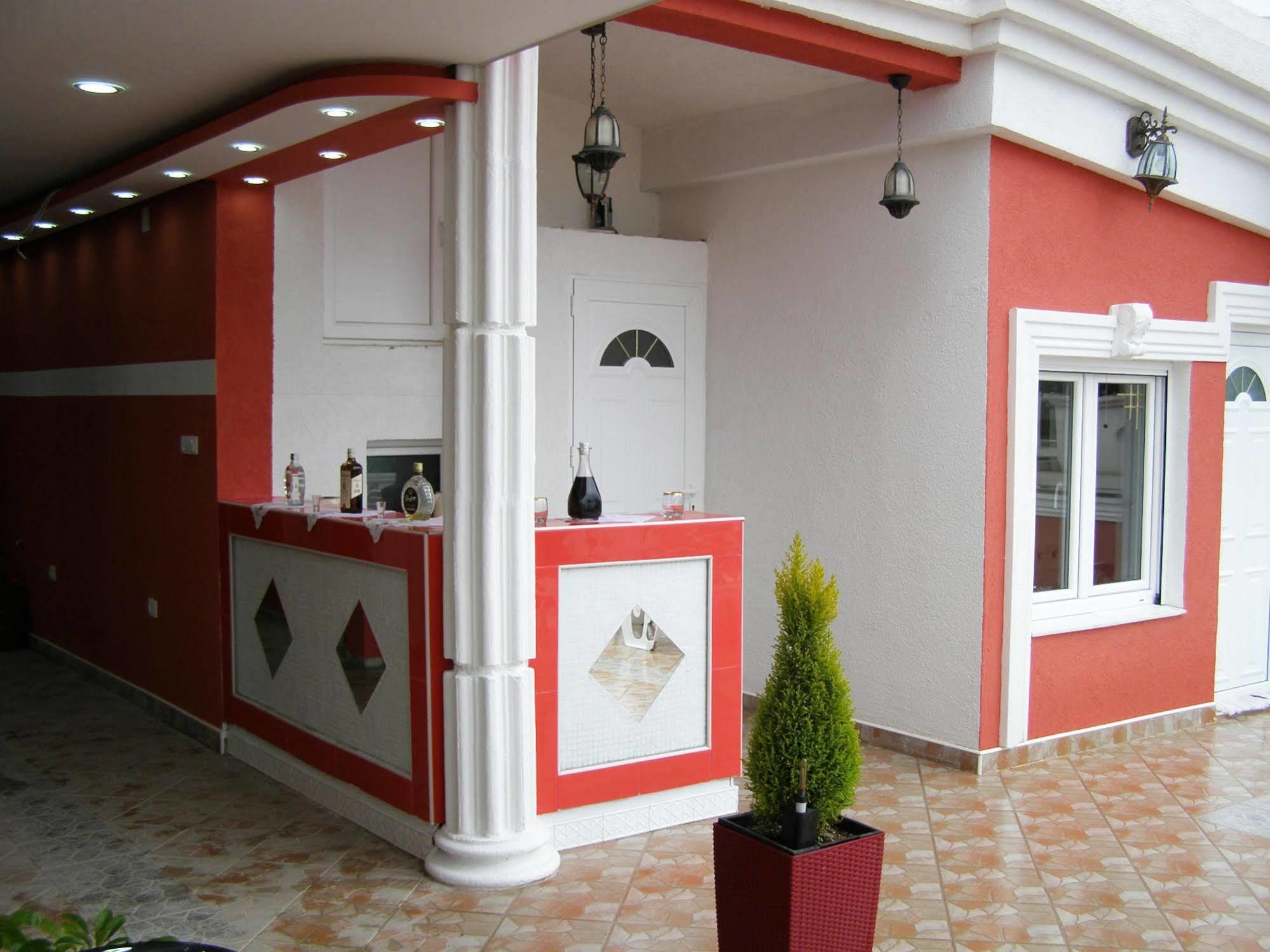 Hotel Wellness & Spa Angelo Gabriel Petrovac Extérieur photo